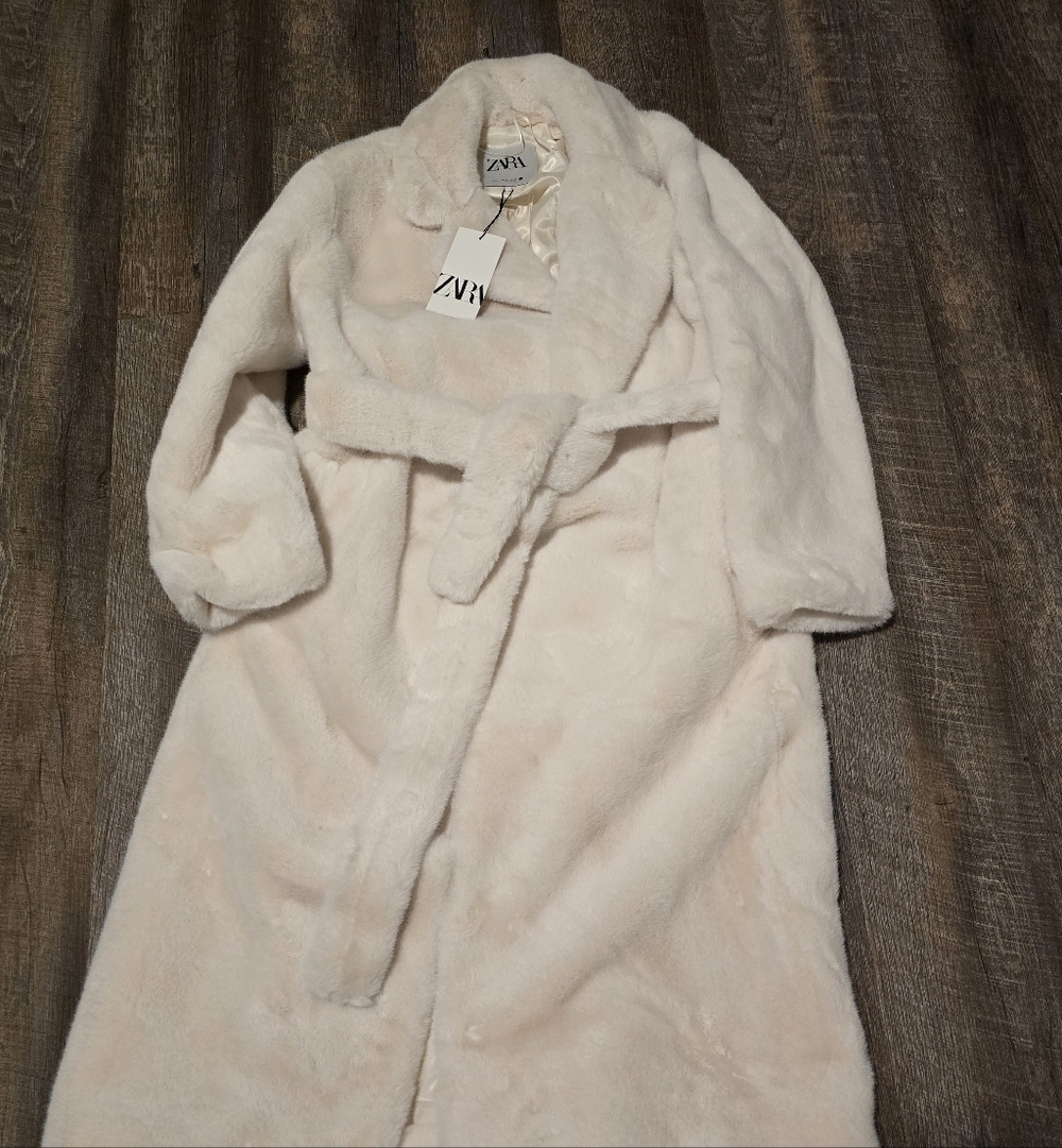 ZARA Women's Faux Fur Belted Coat ZW Collection(Ecru, US S, M, L /EUR S, M, L) - Picture 14 of 15